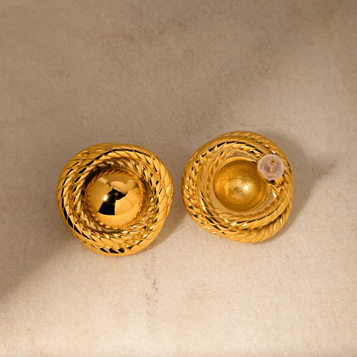 Brinco Nina Banhado a Ouro 18k