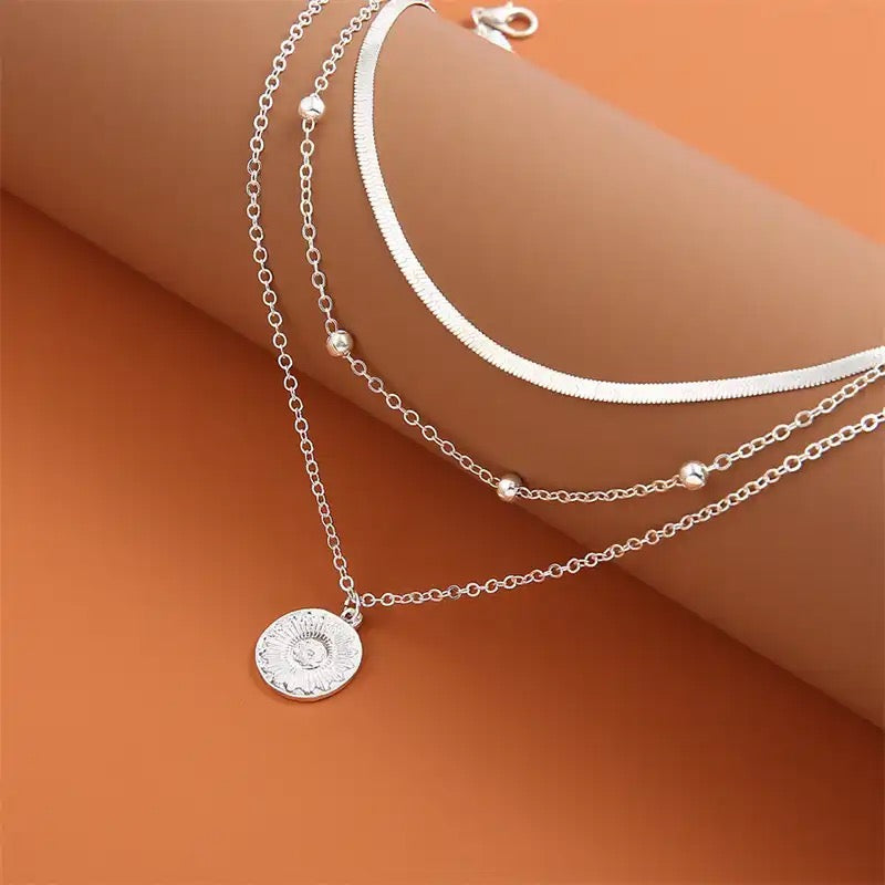 Colar Vintage 3 em 1 feminino – estilo retrô elegante – Donna You