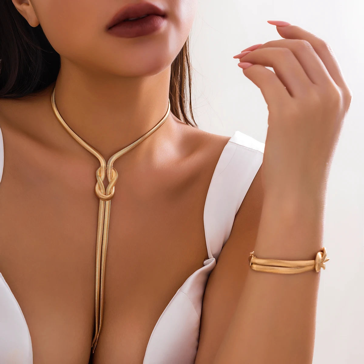Colar estilo cobra banhado a ouro 18K com pulseira brinde – Donna You