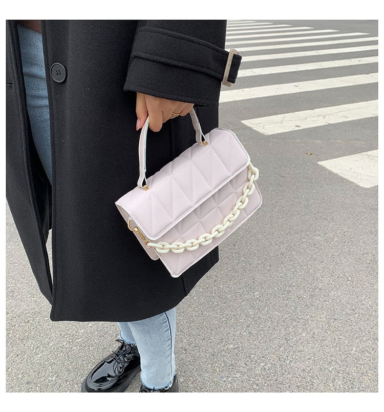Bolsa Xadrez Tiracolo com Corrente