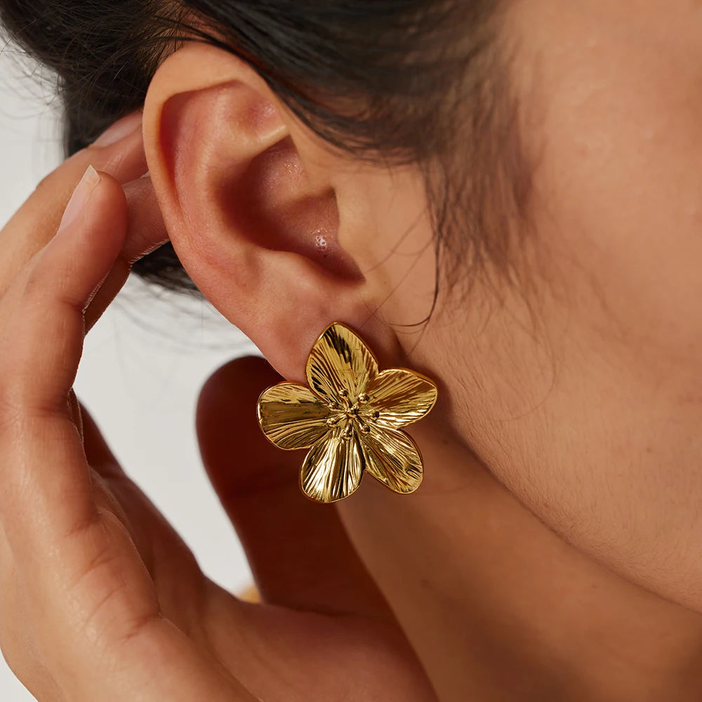 Brinco Flor Banhado a Ouro 18k