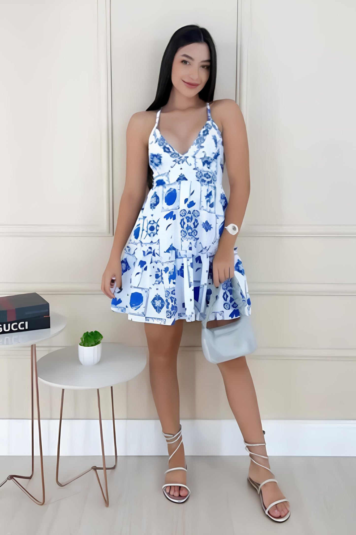 Vestido Maldivas curto feminino visto de frente