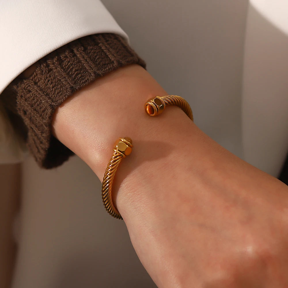 DonnaYou Bracelete feminino com pedra natural e design torcido banhado a ouro 18k