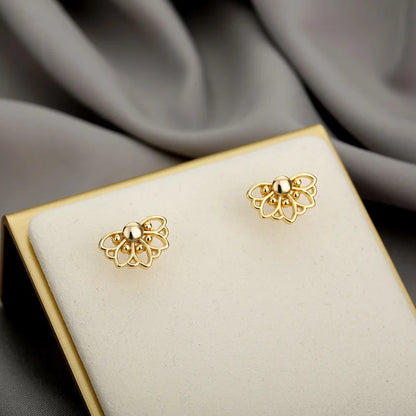 Brinco Flor de Lotus Banhado a Ouro 18k