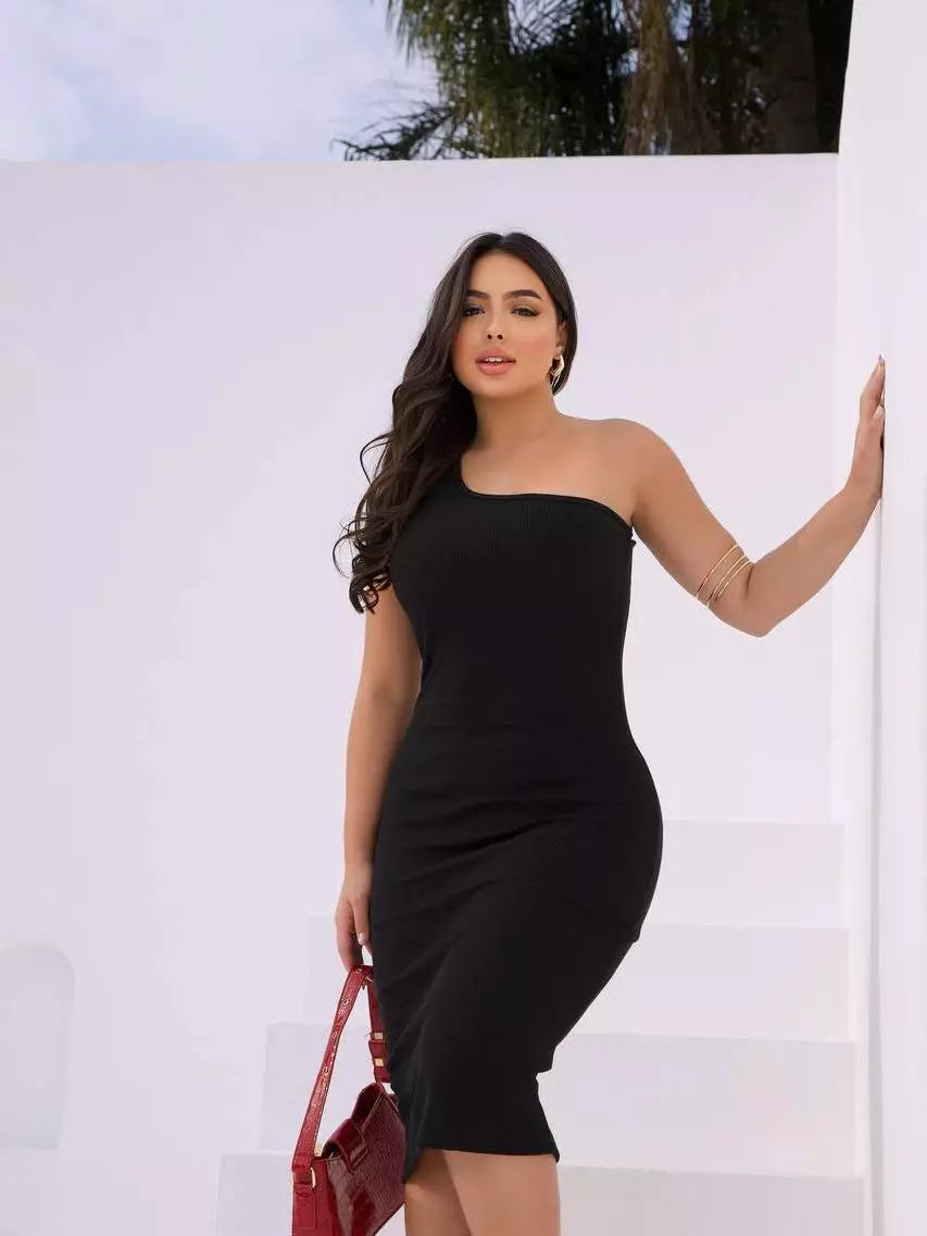 vestido preto, canelado que não fica transparente 